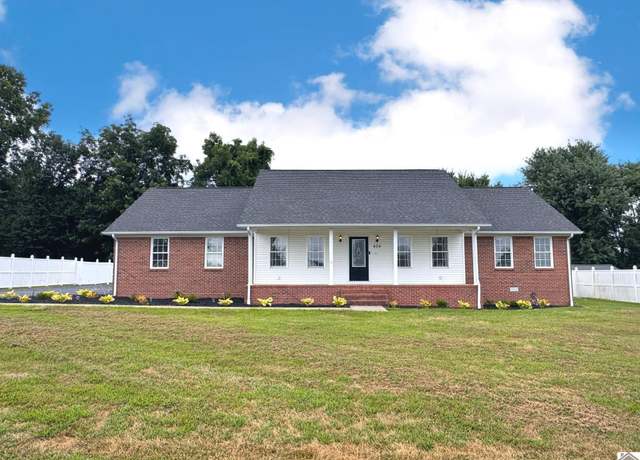 Property at 434 Smiths Ln, Mayfield, KY 42066, 3 beds, 2 baths
