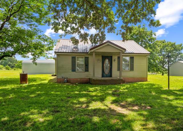 Property at 1378 Jefferson St, Cadiz, KY 42211, 2 beds, 1 bath