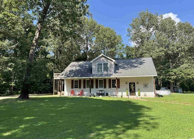 Property at 2024 Knob Hill Dr, Paducah, KY 42003, 4 beds, 2 baths