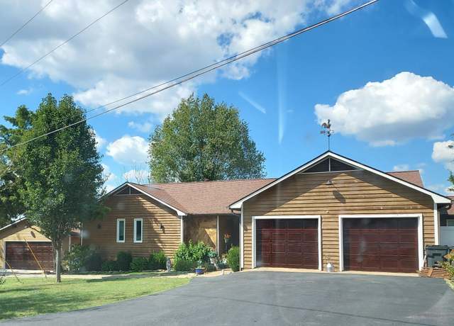 Property at 915 Riverview Dr, Ledbetter, KY 42058, 3 beds, 2 baths