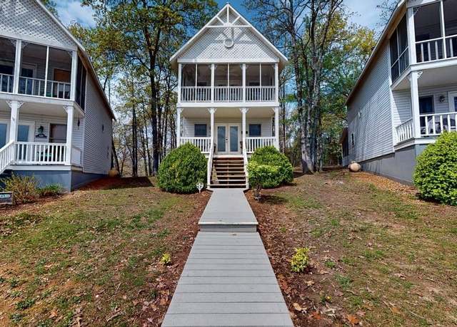 Property at 121 Harborview Dr, Grand Rivers, KY 42045, 2 beds, 2.5 baths