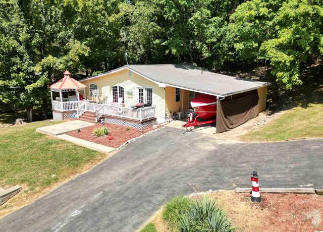 Property at 75 3rd St, Eddyville, KY 42038, 2 beds, 1 bath