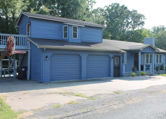 Property at 55 Maplehurst Ln, Murray, KY 42071, 3 beds, 2 baths