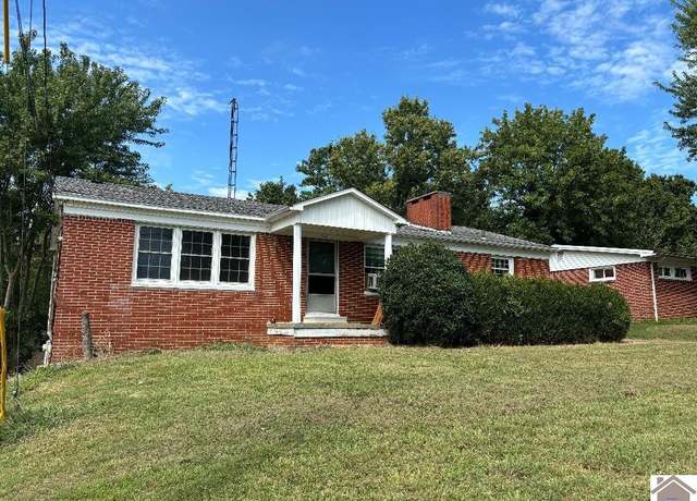 Property at 507 Barger St, Graves Cnty, KY 42066, 3 beds, 1.5 baths