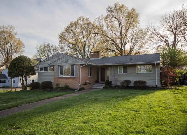 Property at 245 Ridgewood Ave, Paducah, KY 42001, 3 beds, 2 baths