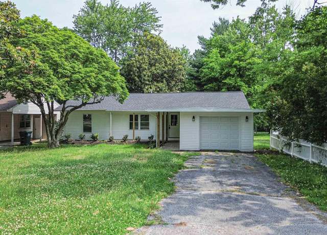 Property at 148 Iroquois Dr, Paducah, KY 42001, 3 beds, 2 baths