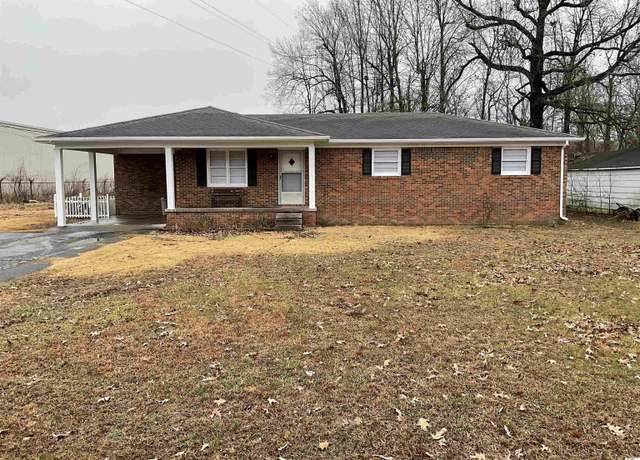 Property at 3202 Alpha Dr, Paducah, KY 42003, 3 beds, 2 baths