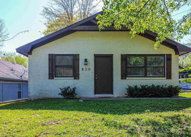 Property at 830 Sanders Ave, Paducah, KY 42001, 3 beds, 2 baths