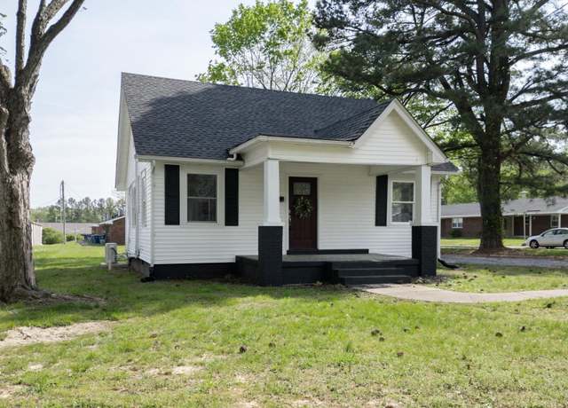 Property at 605 Sycamore St, Murray, KY 42071, 3 beds, 1 bath