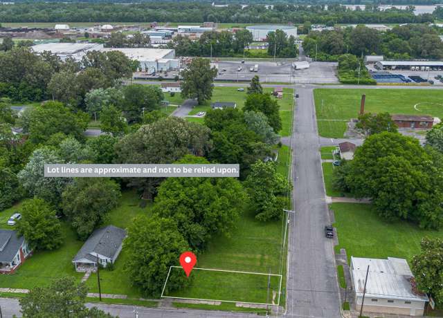 Property at 1133 Flournoy St, Paducah, KY 42001