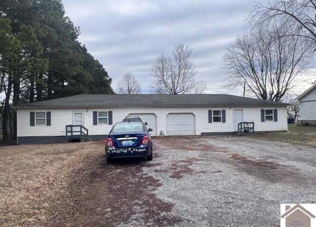 Property at 615 -625 Chris Dr, Mayfield, KY 42066, 4 beds, 2 baths