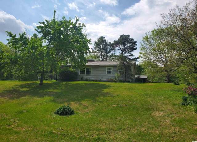 Property at 1230 Kenmar Rd, Paducah, KY 42003, 3 beds, 1 bath