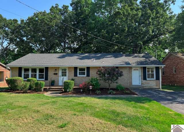 Property at 1511 Sycamore St, Murray, KY 42071, 3 beds, 2 baths