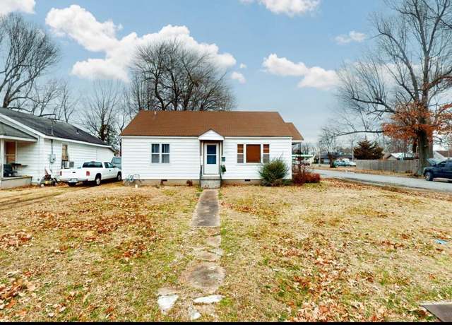 Property at 2601 Ohio St, Paducah, KY 42003, 3 beds, 1 bath