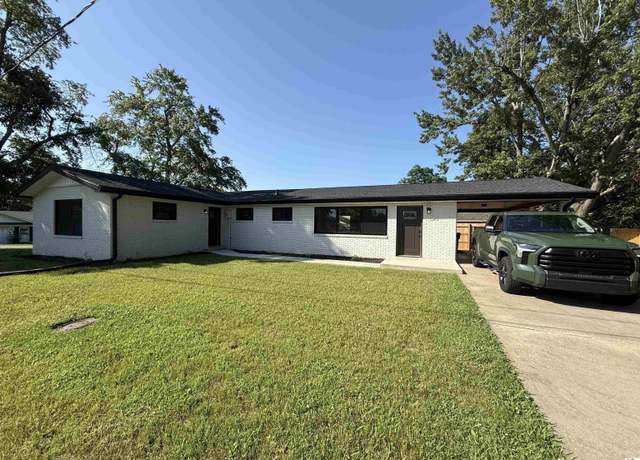 Property at 101 Winchester Ave, Princeton, KY 42445, 3 beds, 2 baths