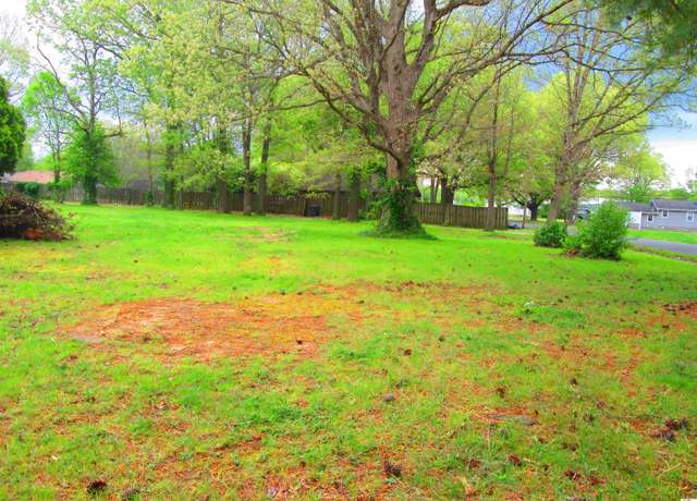 Property at 1011,1013, 1015 S 30th St, Paducah, KY 42001