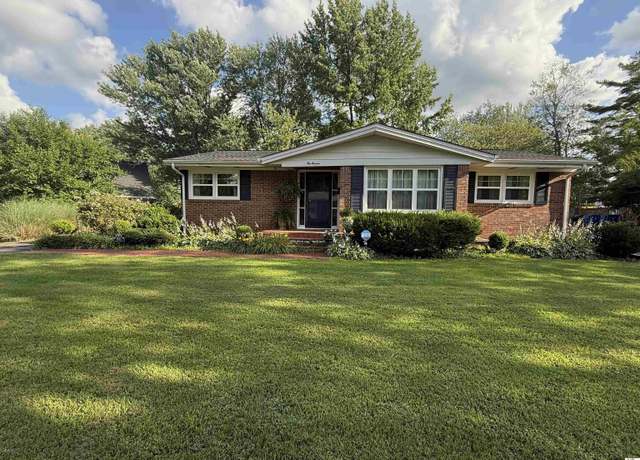 Property at 1011 Story Ave, Murray, KY 42071, 3 beds, 1 bath