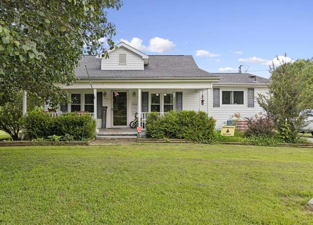 Property at 7950 Woodville Rd, West Paducah, KY 42086, 3 beds, 1 bath