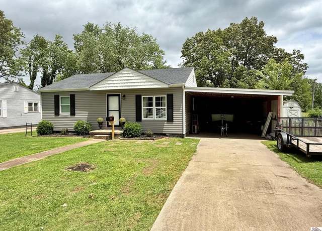Property at 2040 Greenview Ave, Metropolis, IL 62960, 2 beds, 1 bath