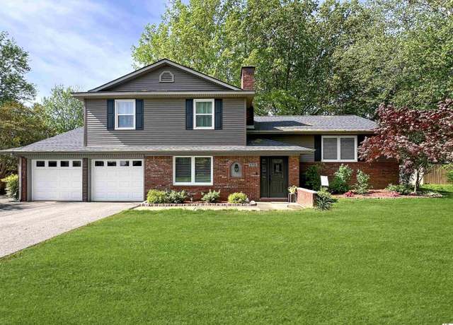 Property at 1711 Plainview Dr, Murray, KY 42071, 4 beds, 3 baths