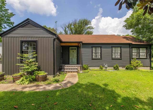 Property at 3703 Alameda Dr, Paducah, KY 42001, 2 beds, 2 baths