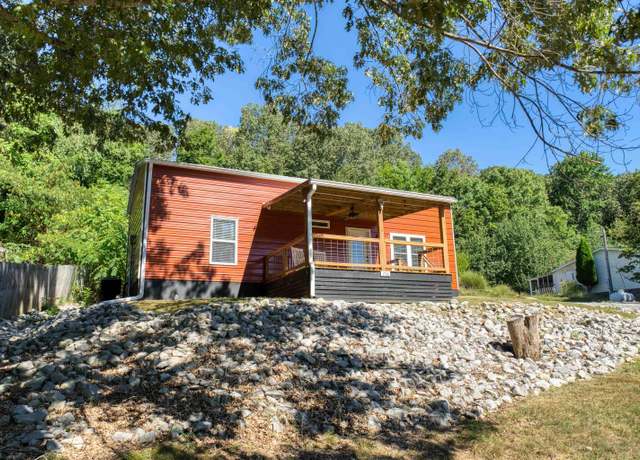 Property at 1716 State Route 1271, Kuttawa, KY 42055, 1 bed, 2 baths