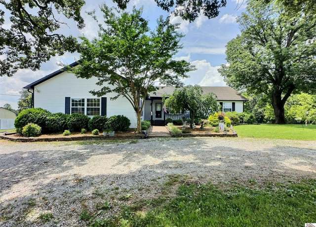 Property at 3147 St Rt 1748 Ky W, Mayfield, KY 42066, 3 beds, 3 baths