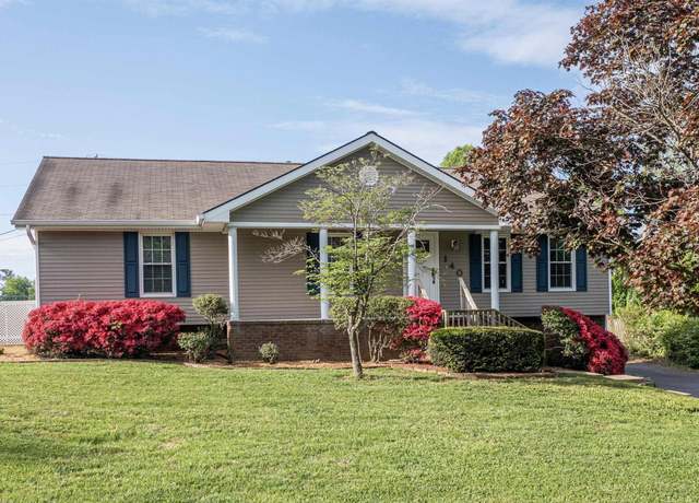 Property at 140 Canon Dr, Paducah, KY 42001, 3 beds, 2 baths