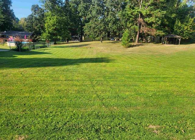 Property at 436 Columbus St, Paducah, KY 42001