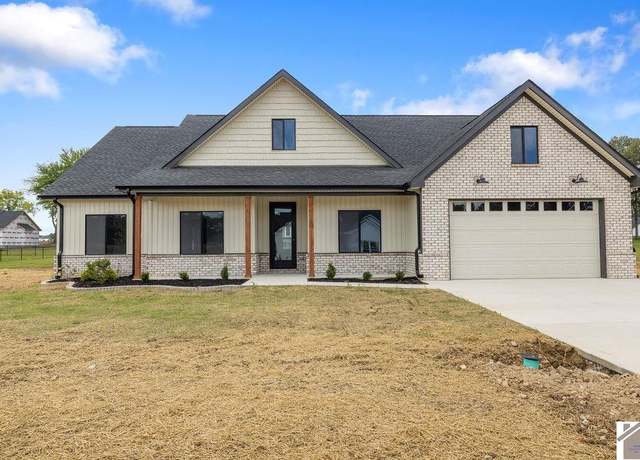 Property at 201 Ayly Estates Dr, Mayfield, KY 42066, 4 beds, 2.5 baths