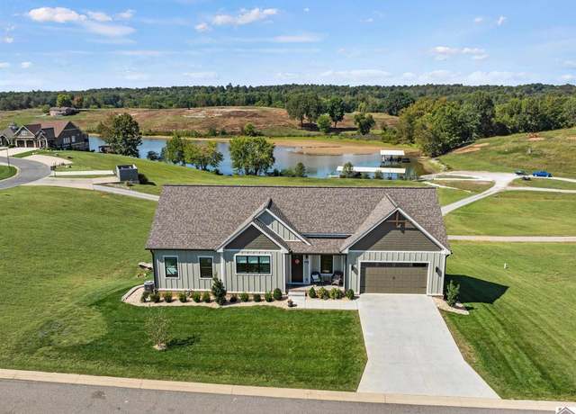 Property at 426 Moon Bay Dr, Kuttawa, KY 42055, 4 beds, 3.5 baths