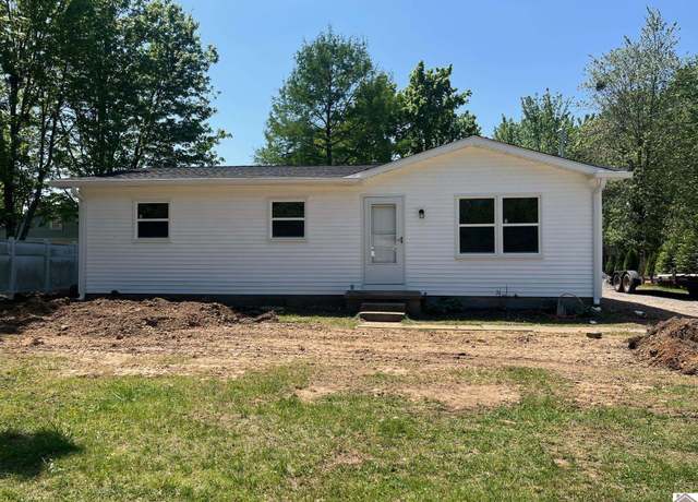 Property at 3029 Estes Ln, Paducah, KY 42003, 3 beds, 2 baths