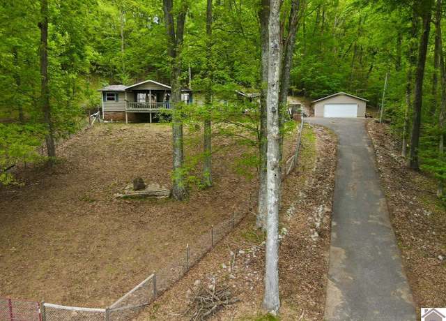 Property at 40 Oriole Dr, Eddyville, KY 42038, 4 beds, 3 baths