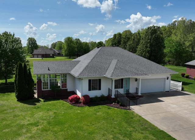 Property at 69 Edinborough West Dr, Murray, KY 42217, 5 beds, 4 baths