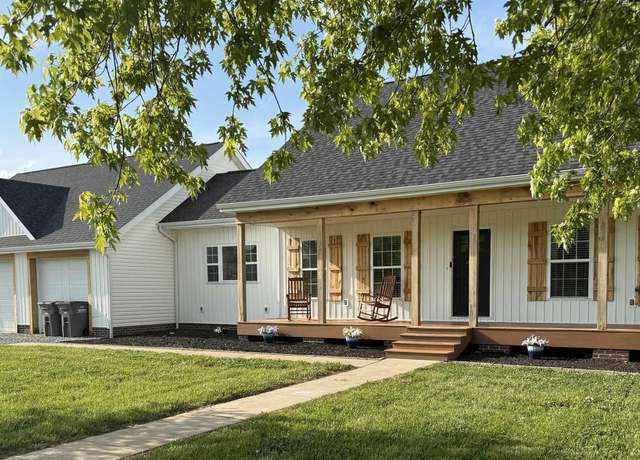 Property at 345 Wadesboro Rd, Paducah, KY 42003, 3 beds, 2.5 baths