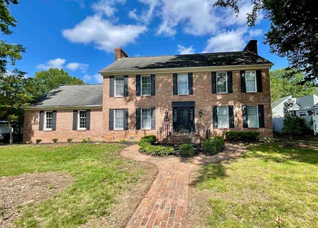 Property at 111 Campbell Ct, Mayfield, KY 42066, 4 beds, 3.5 baths