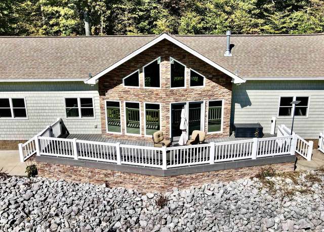 Property at 1510 Parkersville Rd, Eddyville, KY 42038, 4 beds, 3 baths