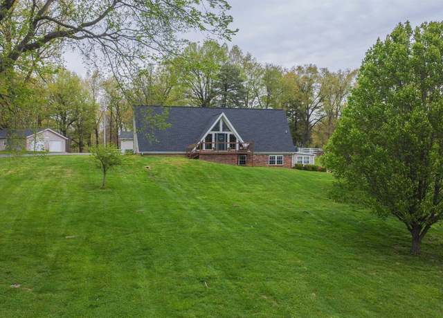 Property at 6535 New Hope Church Rd, Paducah, KY 42001, 3 beds, 2 baths