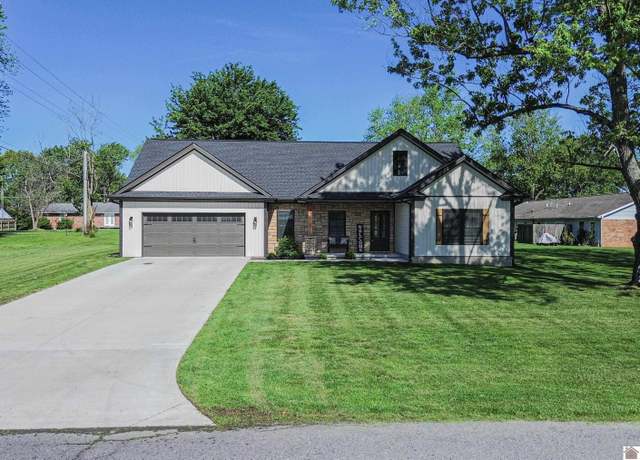 Property at 131 Woodbine Dr, Paducah, KY 42001, 3 beds, 2 baths
