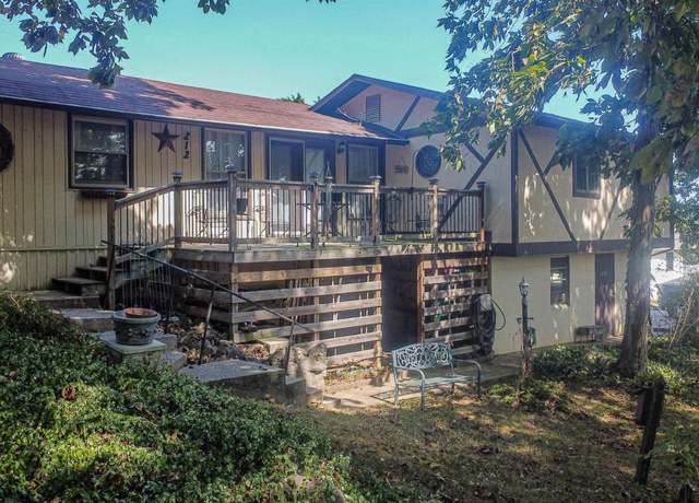 Property at 212 Bayview Dr, Eddyville, KY 42038, 4 beds, 1.5 baths