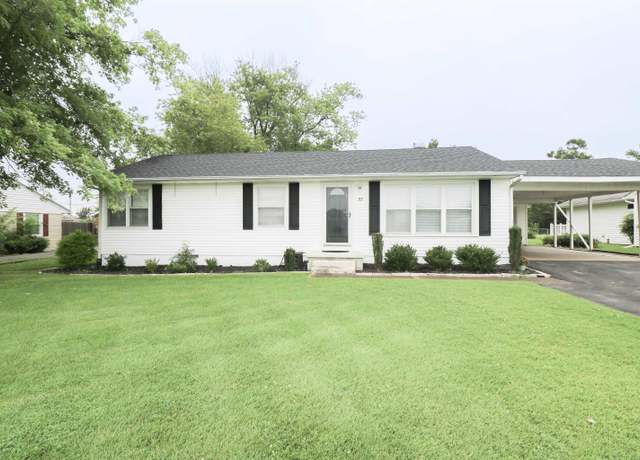Property at 572 Lakeview Dr, Paducah, KY 42003, 3 beds, 1 bath