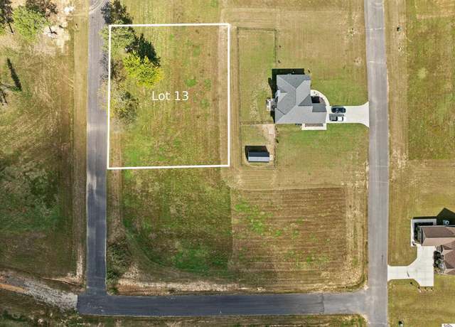 Property at 40 Ellie Ct, Mayfield, KY 42066