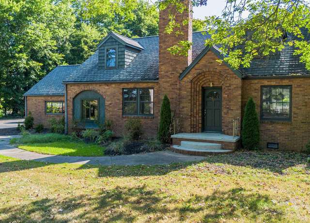 Property at 3750 Old US Hwy 45 S, Paducah, KY 42001, 3 beds, 2.5 baths