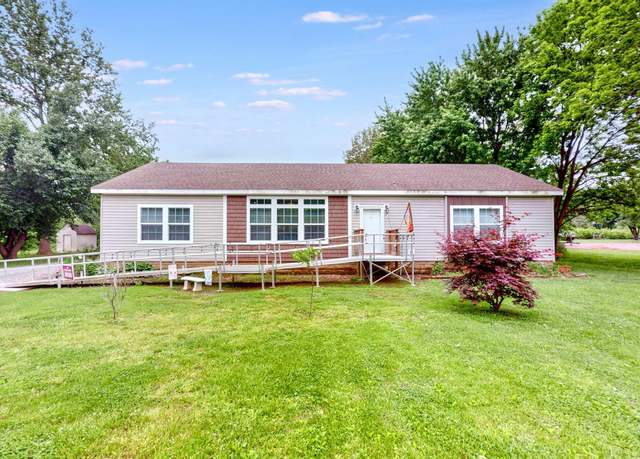 Property at 9750 Crotzer Ln, West Paducah, KY 42086, 3 beds, 2 baths