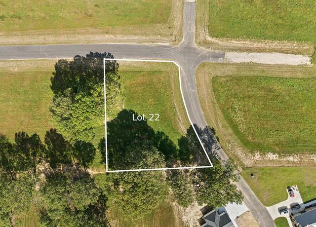 Property at 261 Ayly Ct, Mayfield, KY 42066