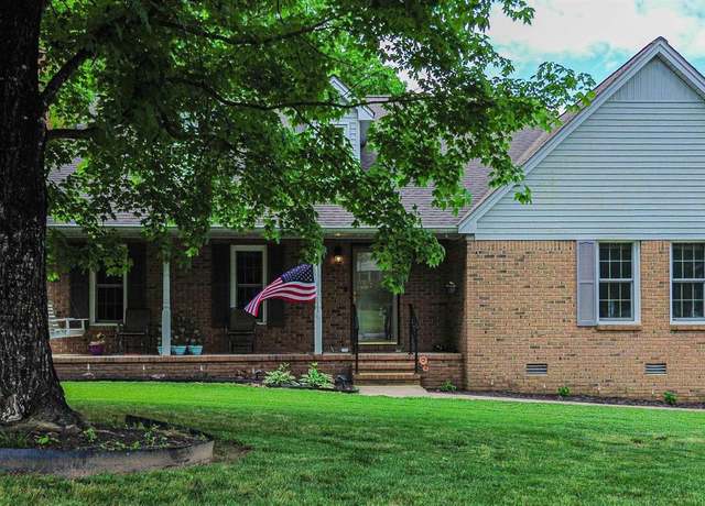 Property at 4510 Maywood, Paducah, KY 42001, 4 beds, 2.5 baths