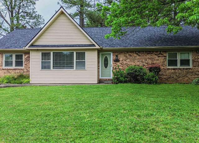 Property at 5930 Merrydale Dr, Paducah, KY 42001, 5 beds, 3 baths