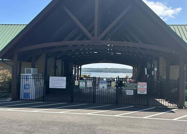 Property at 151 Centerview Rd, Murray, KY 42071
