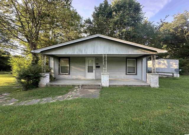 Property at 1207 Markham Ave, Paducah, KY 42003, 2 beds, 1 bath