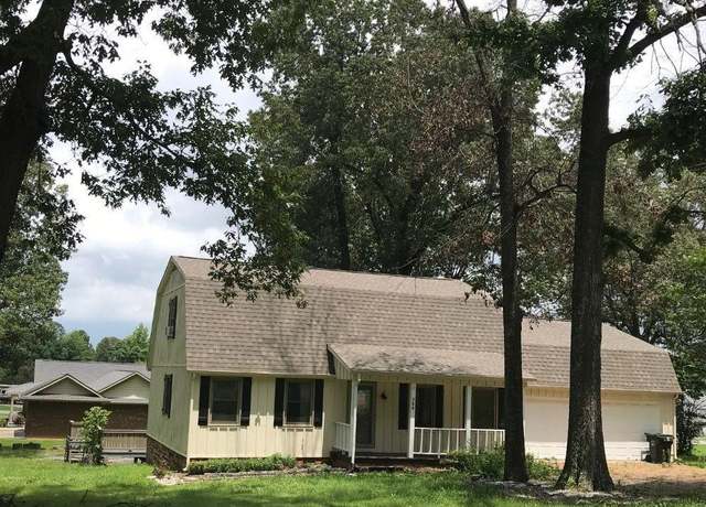 Property at 300 Princess Jennifer Dr, Calvert City, KY 42029, 3 beds, 2 baths
